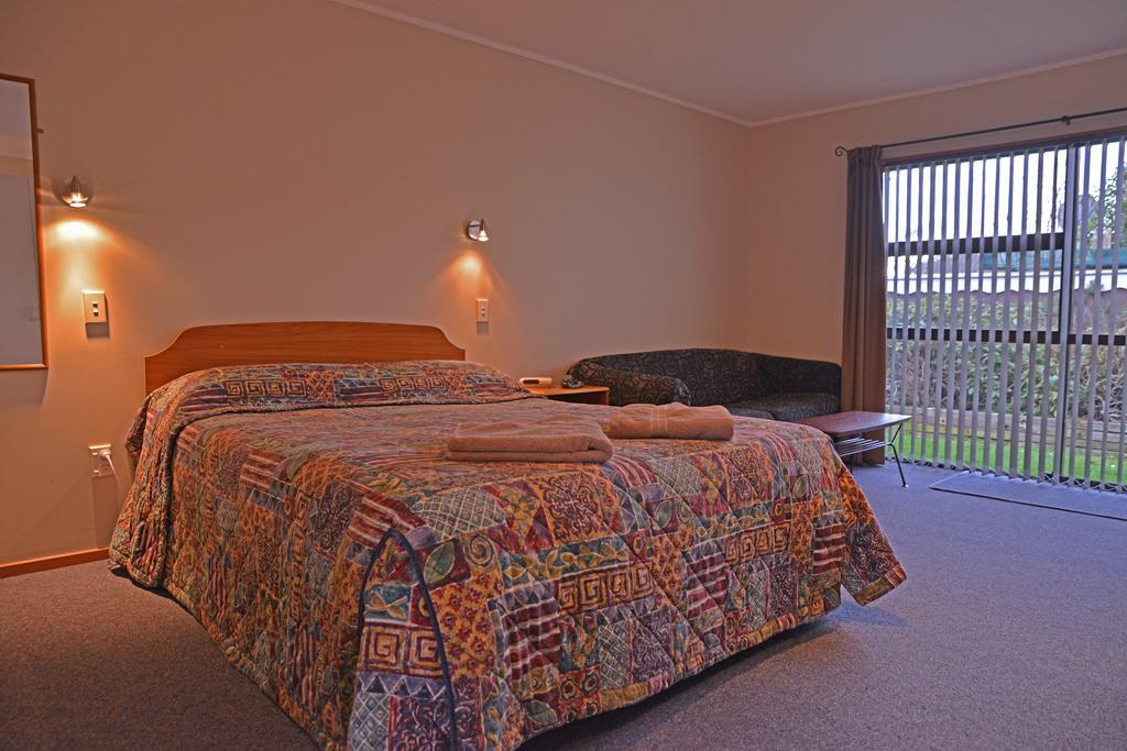 Ashlar Motel Invercargill Room photo